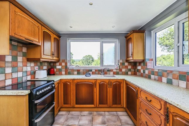 172, Moorgreen, Nottingham photo 4