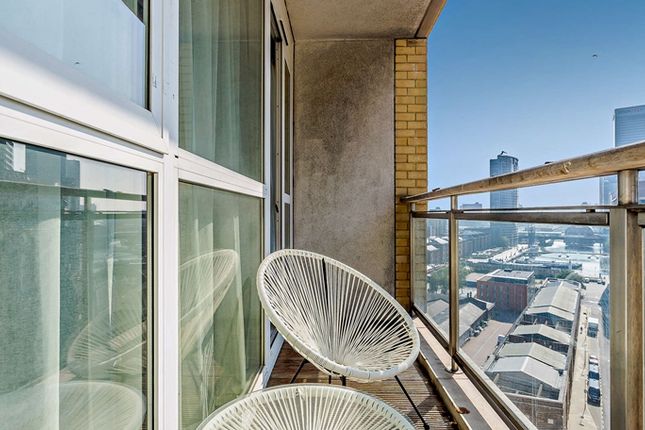 Circus Apartments, Westferry Circus, London photo 3