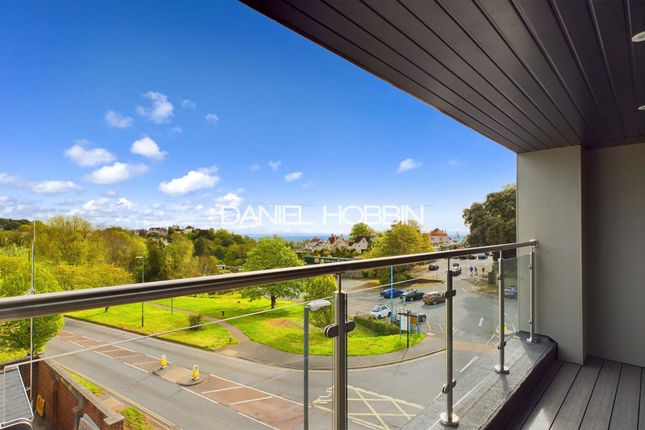 Apartment 3, Somers Lodge, Torquay photo 3