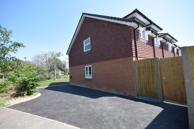 4 Bentley Mews,, Hole Lane, Farnham photo 4