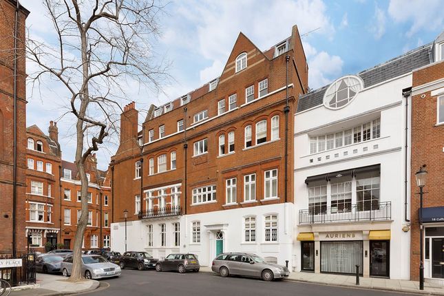 Flat for sale in Draycott Place, Chelsea, London