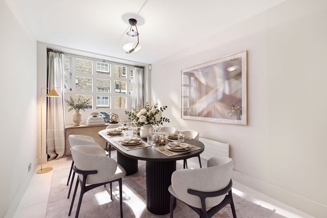 35, Roland Way, London photo 4