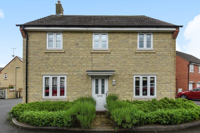 Thumbnail Detached house for sale in Chambers Court, Faringdon, Oxfordshire