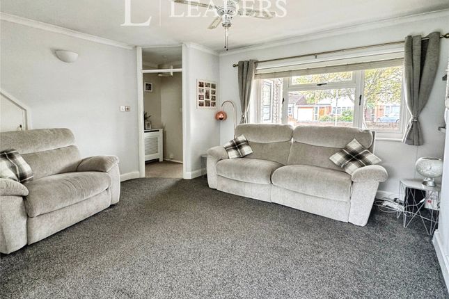 Albretia Avenue, Waterlooville photo 4