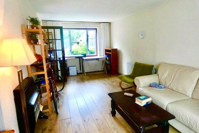 3 Bed Semi Detached House For Sale In Haseley Close Leamington