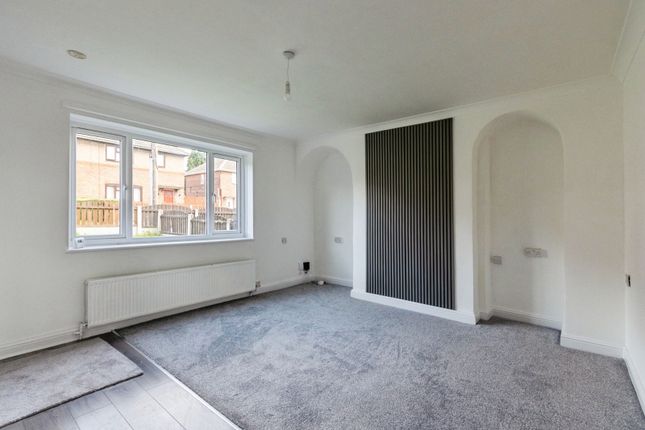 6, McLaren Avenue, Pontefract photo 2