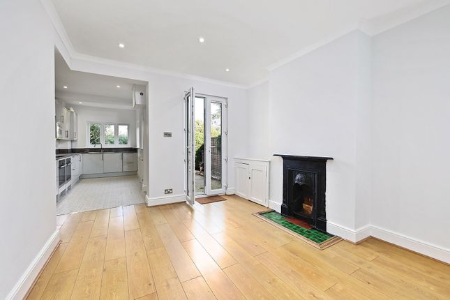 55, York Road, Farnborough photo 4