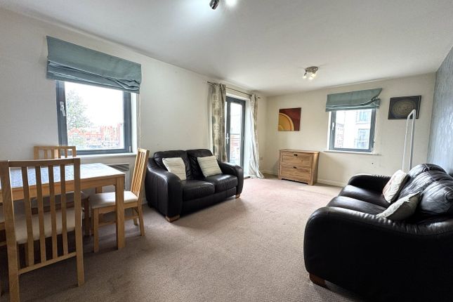 St Christophers Court, Swansea photo 3