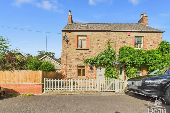 3-bed house on 1 East Cottage, High Street, Coleford, £325,000