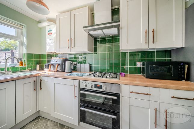 80, Wellesley Close, Ash Vale photo 4