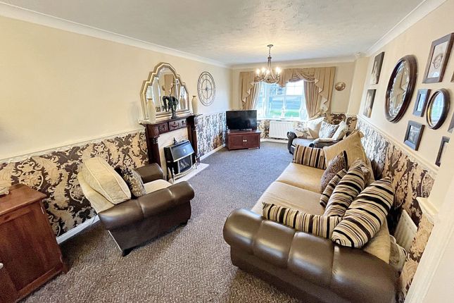 38, Jaywood Close, Hartlepool photo 3