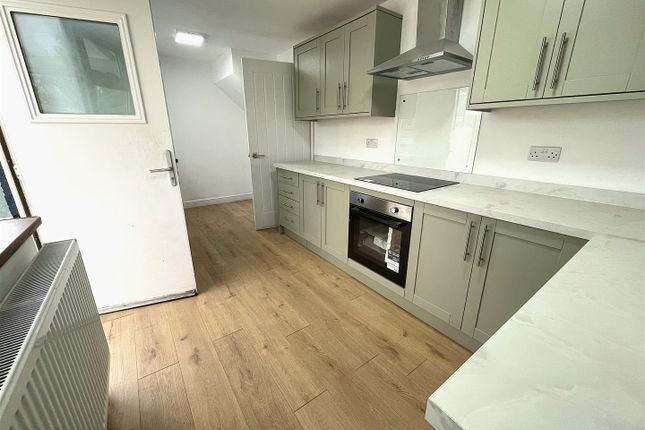 52, Primrose Grove, Selby photo 4