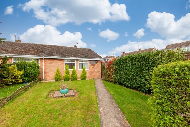Thumbnail Semi-detached house to rent in Shakespeare Road, Eynsham, Witney