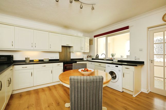 25, Ingham Road, Doncaster photo 3