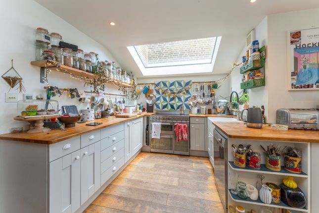 40, Nightingale Road, London photo 5