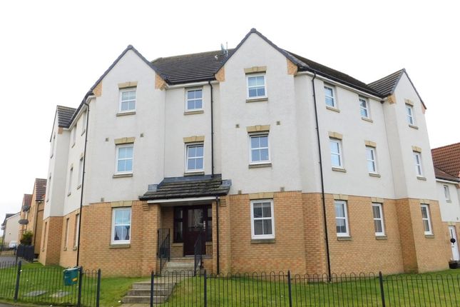 2 bed flat to rent in Russell Place, Bathgate EH48