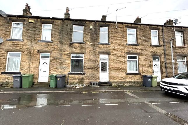 3 Bedroom Flat in WF13 3HY