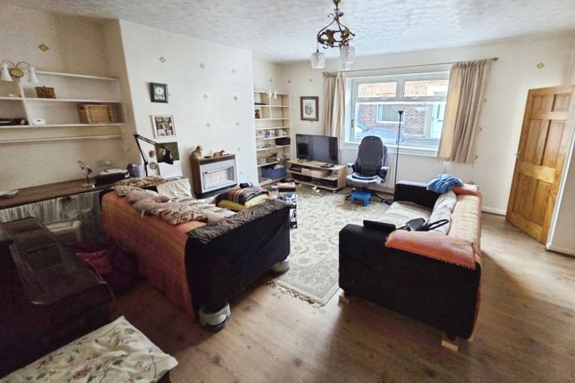 45, Gladstone Street, Crook photo 3