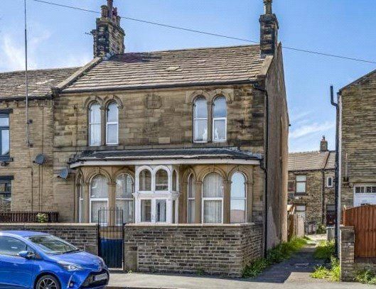 Thumbnail Semi-detached house for sale in Cutler Heights Lane, Bradford