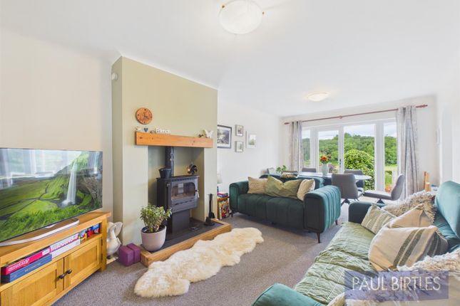 76, Eddisbury Avenue, Trafford photo 4