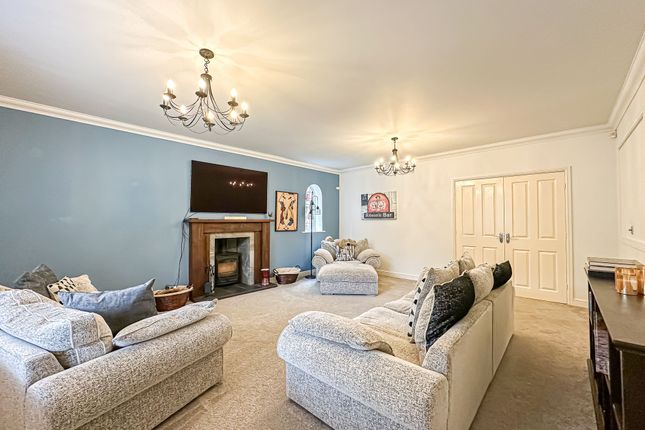 20 Glade Drive, Ellesmere Port photo 3