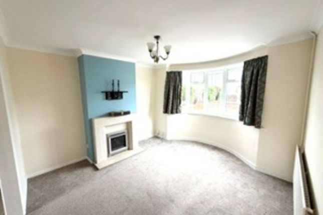 61, Southfields Drive, Peterborough photo 2