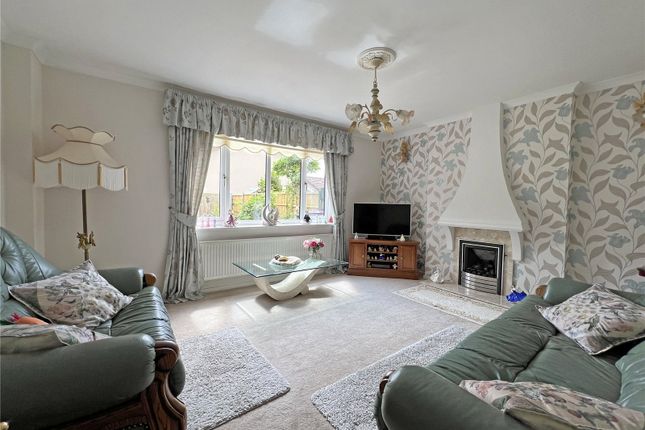 30, Verbena Way, Telford photo 2