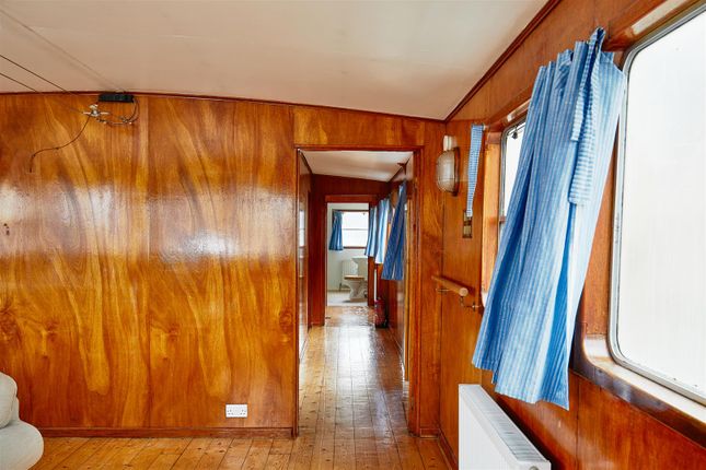 Houseboat for sale in Rotherhithe Street, Rotherhithe