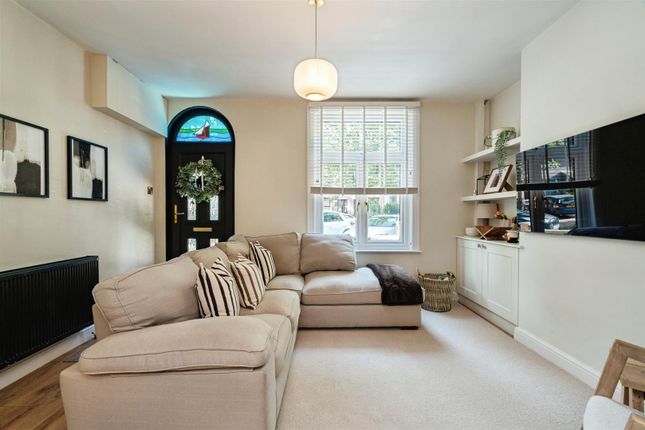 51, Sycamore Avenue, Lowestoft photo 2