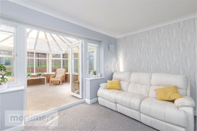 8, Bluebell Way, Accrington photo 4