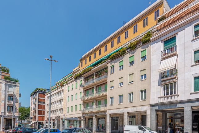 Thumbnail Apartment for sale in Piazza Pietro Perretta, 6, 22100 Como Co, Italy