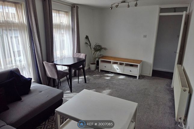 Keilder Close, Uxbridge photo 2