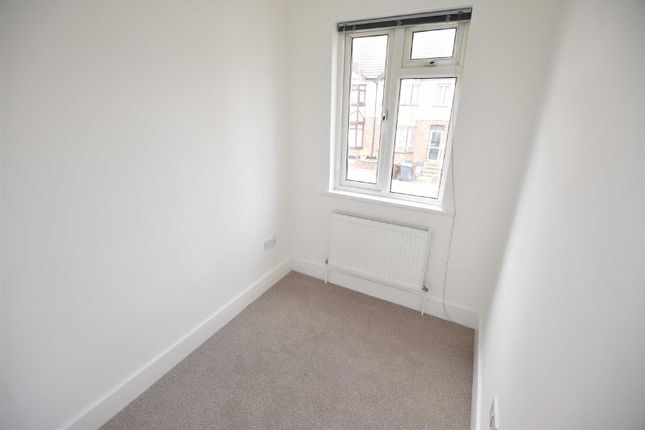 Terraced house to rent in Essex Road, Borehamwood
