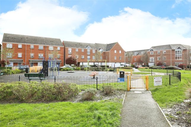 Flat for sale in Verney Road, Banbury, Oxfordshire