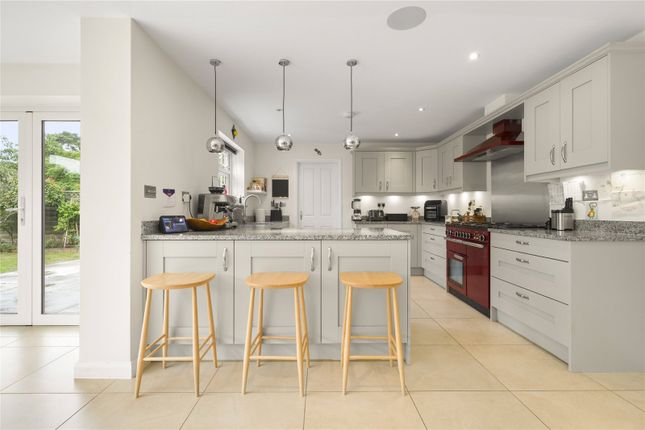 10, Ferndown Gardens, Cobham photo 3