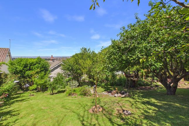 8, Brecon View, Weston-Super-Mare photo 3