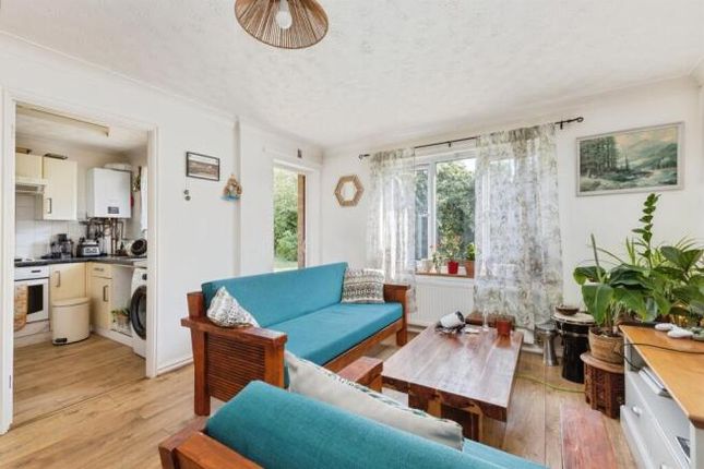 36, Bentley Way, Norwich photo 2