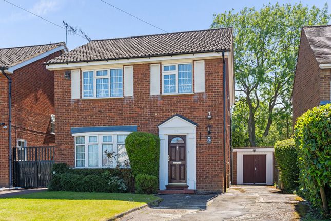 21B, Coldharbour Lane, Bushey photo 2
