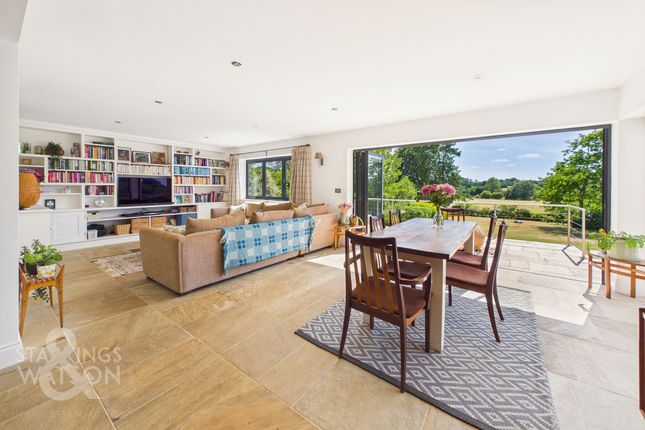 15 Chapel Lane, Wymondham photo 2