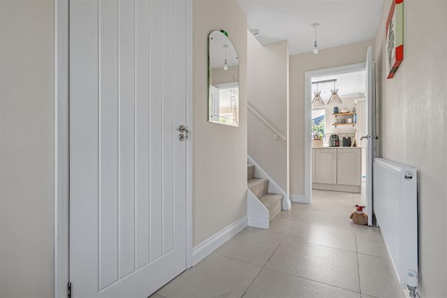 27, New Road, Harston photo 3
