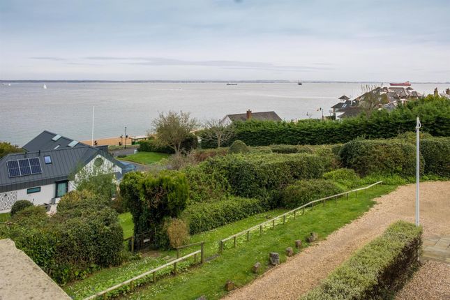 Flat for sale in Stanhope Drive, Cowes