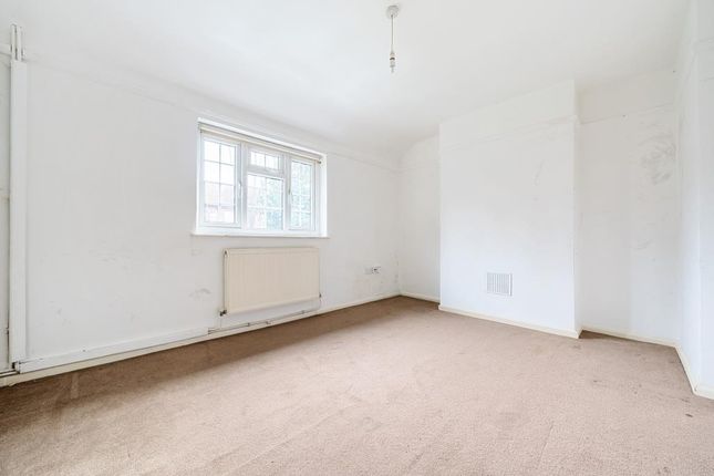 Flat for sale in East End Road, Finchley