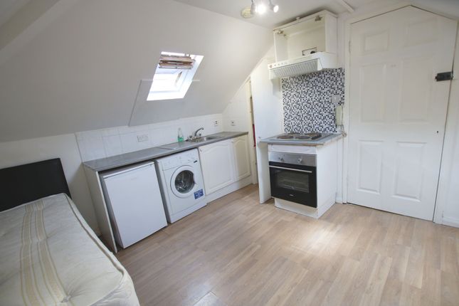 6 (Flat 8), Anson Road, Cricklewood photo 2