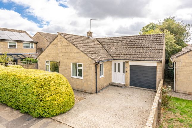 2-bed bungalow on Manor Close, Malmesbury, £495,000
