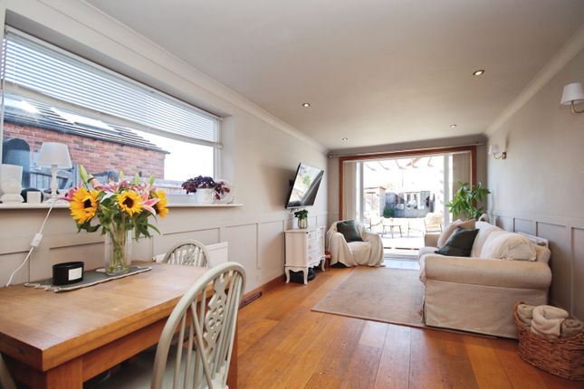 33, St. Helens Avenue, Lincoln photo 4