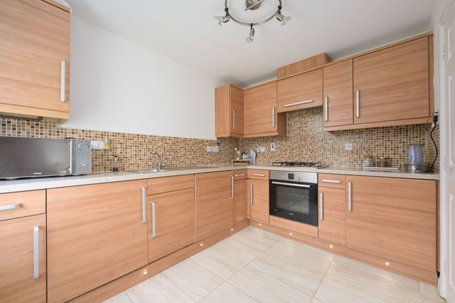 43 Tollbraes Road, Bathgate photo 3