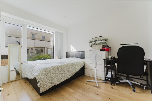 Flat 84, 3, Lampton Road, Hounslow photo 4