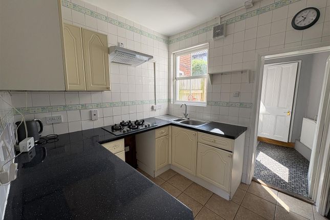 61, St. Nicholas Road, Great Yarmouth photo 3