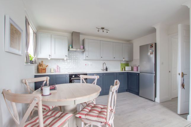 Flat 17, Coach House Court,, Reading Road, Reading photo 2
