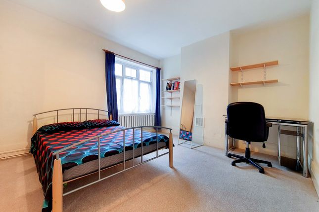 Thumbnail Flat to rent in Anderson House, Fountain Road, London